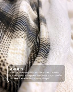 ARDEN: la manta más cozy de la colección. Estilo clásico y atemporal para cualquier época del año.Encuéntrala en www.purepet.co